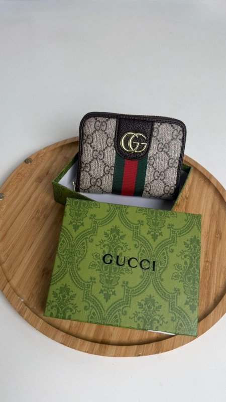 جزدان - Gucci / شامل علبة الشركة