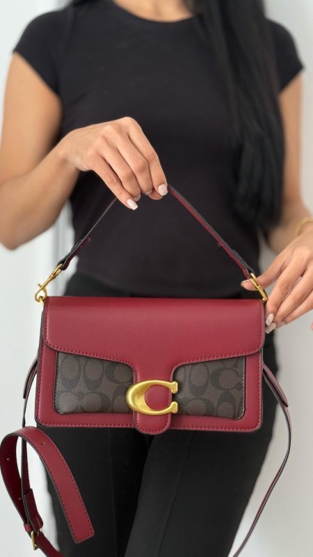 أحمر / لوغو أسود