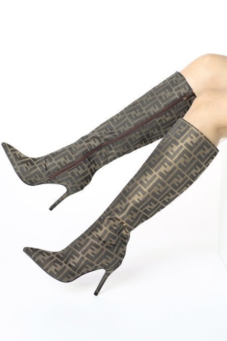 جزمة FENDI طويل