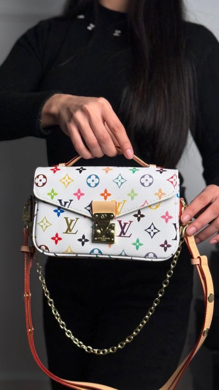 أبيض / لوغو ملون