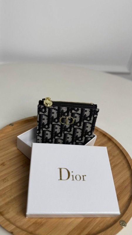Dior / لوغو رمادي