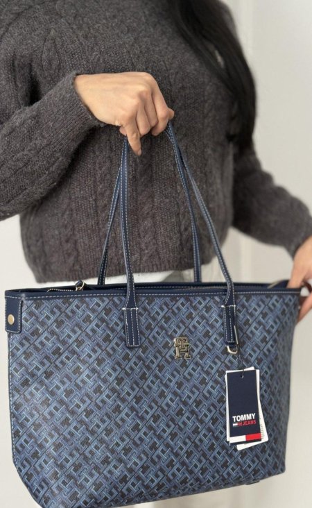 شنتة - Tommy Hilfiger / كواليتي ماستر