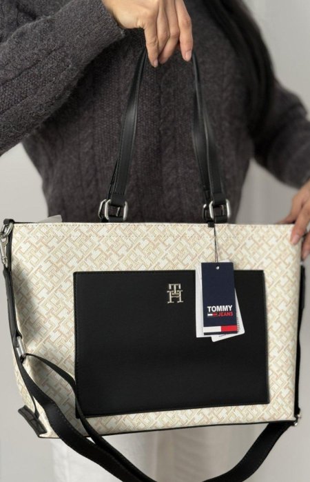 شنتة - Tommy Hilfiger / كواليتي ماستر