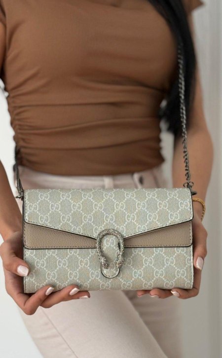 شنتة - Gucci / شامل علبة الشركة
