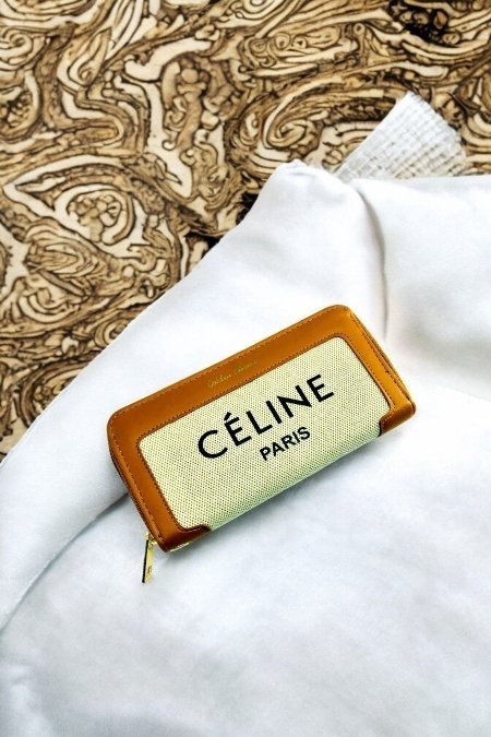 جزدان - CELINE