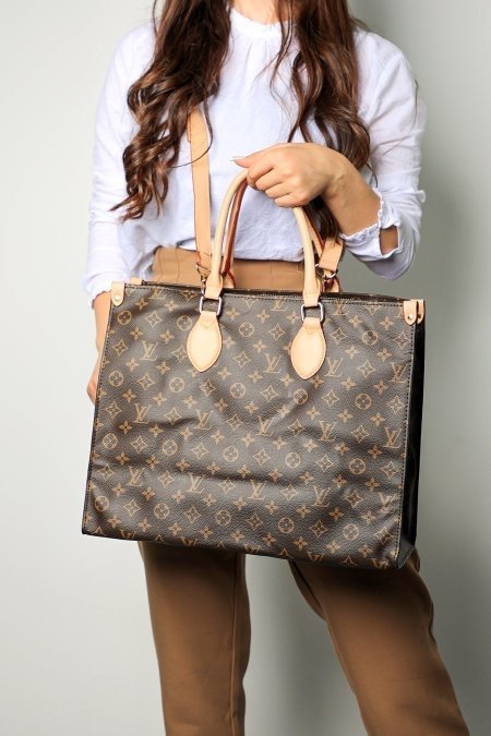 شنتة - LOUIS VUITTON