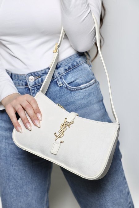 شنتة - YSL A7 شمواه / شامل علبة الشركة