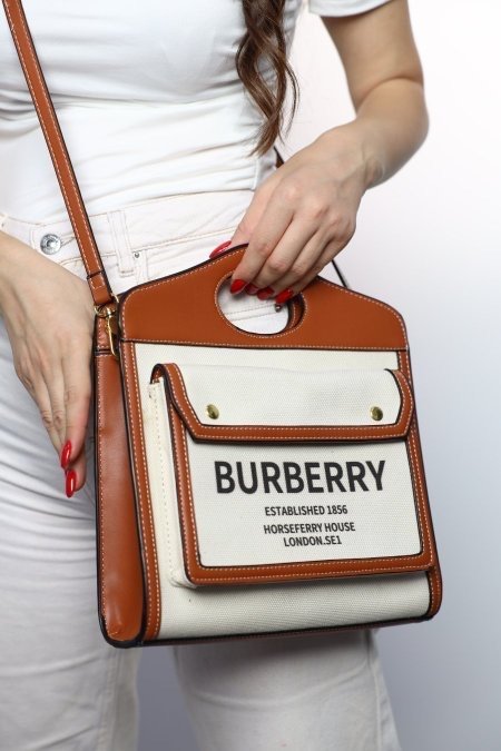 شنتة - BURBERRY Canvas / شامل علبة