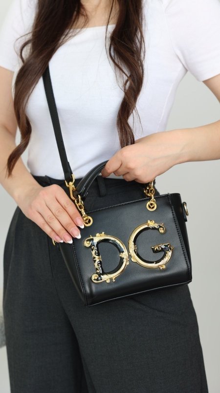 شنتة - D&G / كروس