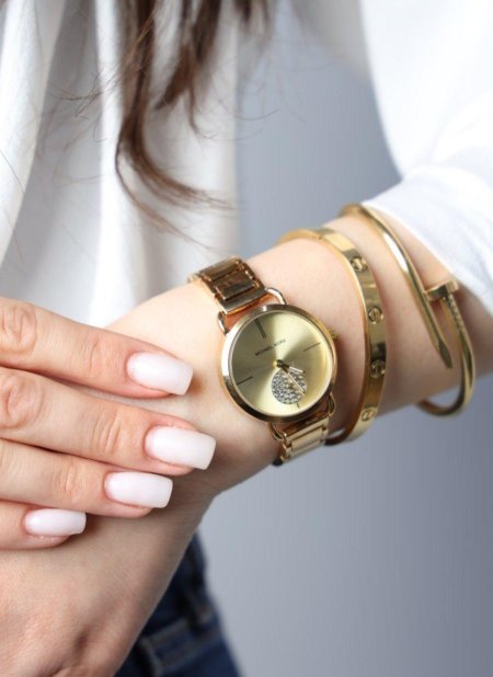 طقم ساعة - Michael Kors ( مع أساور كارتير )
