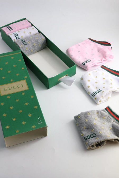 جرابات ماركة - 6 ازواج / شامل علبة الشركة/GUCCI