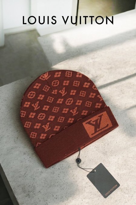 طواقي - Louis Vuitton / خامة كشميرية