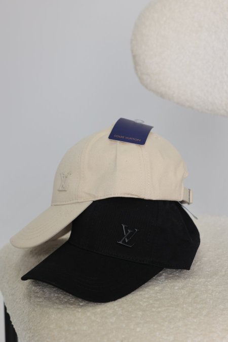 طاقية - Louis Vuitton