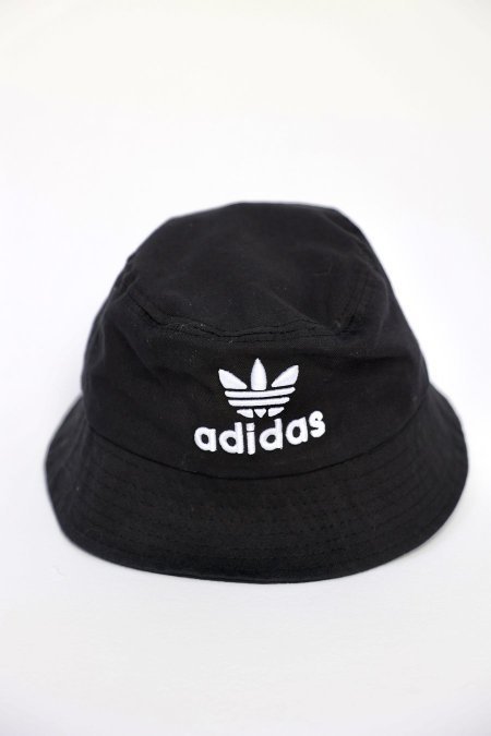 طواقي adidas مدور