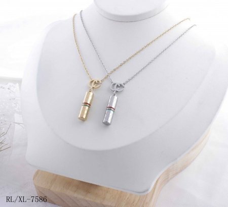 سنسال Gucci ( فضي )