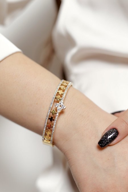 اسوارة - Van Cleef