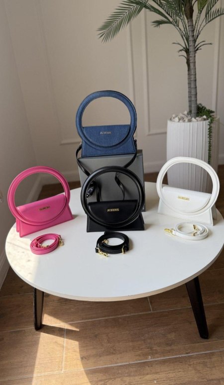 شنتة - JACQUEMUS le sac rond / شامل علبة الشركة ( JM03 )