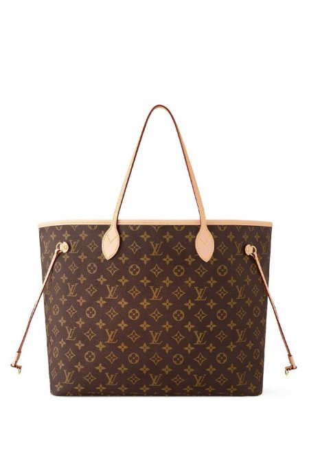 LV صغير بني
