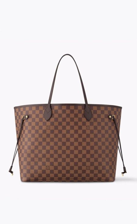 LV مربعات بني