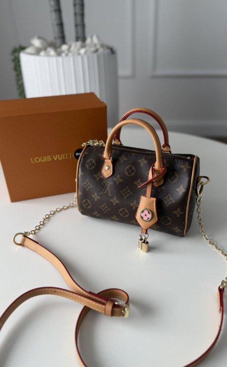 شنتة - LV Speedy / شامل علبة الشركة