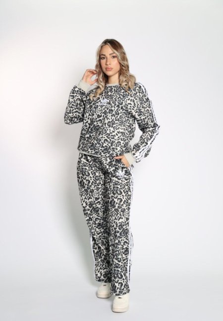 ترنج - Adidas نمر