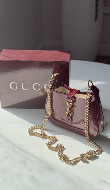 شنتة - Gucci Mini / شامل علبة الشركة