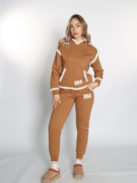 ترنج - UGG فوتر