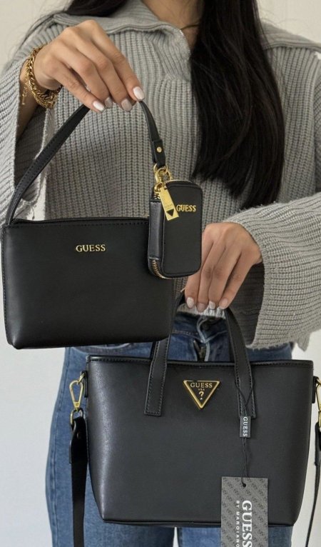 شنتة - Guess قطعتين / شامل علبة الشركة